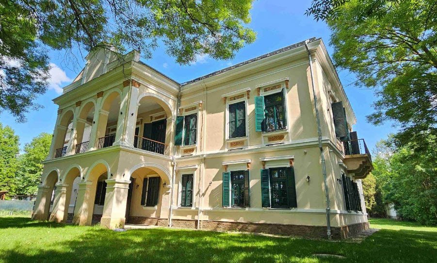 Castelul Máriaffy, Romania, Romania